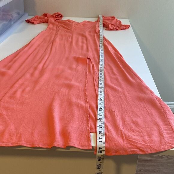 We Wore What Peach Puff Sleeve Midi Dress Size 2 - Picture 13 of 13